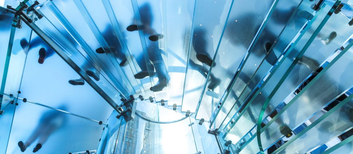 Diferencias entre vidrio templado y vidrio laminado